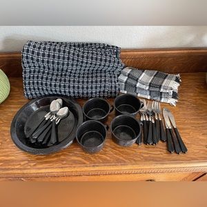 Picnic/Camping 4 Place Tin dinnerware set